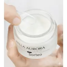 🌸 Bella Aurora sortea 5 packs exclusivos ✨