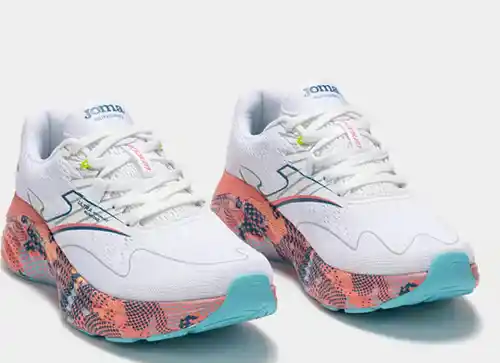 🎉 ¡Participa en el sorteo de unas zapatillas Joma R-6000 con Runnea! 👟🔥