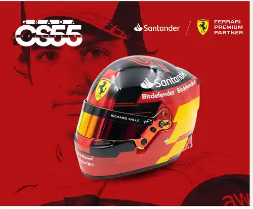 Banco Santander sortea el casco de Carlos Sainz (sorteo)