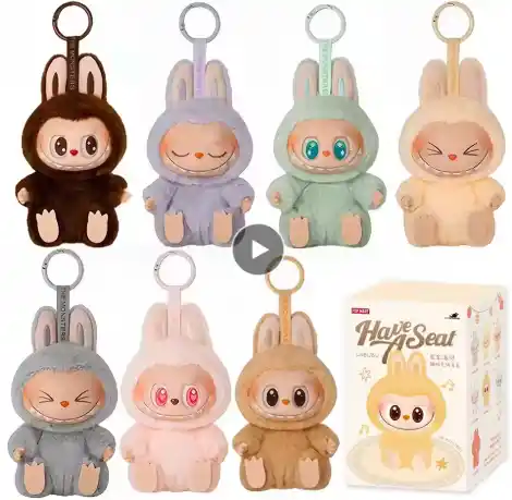 Figura de Anime Labubu caja ciega tiene un asiento serie vinilo colgante muñeca modelo juguete lindo monstruo réplica llavero juguetes regalos de cumpleaños