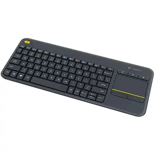 Teclado inalámbrico Logitech K400 Plus con touchpad integrado.